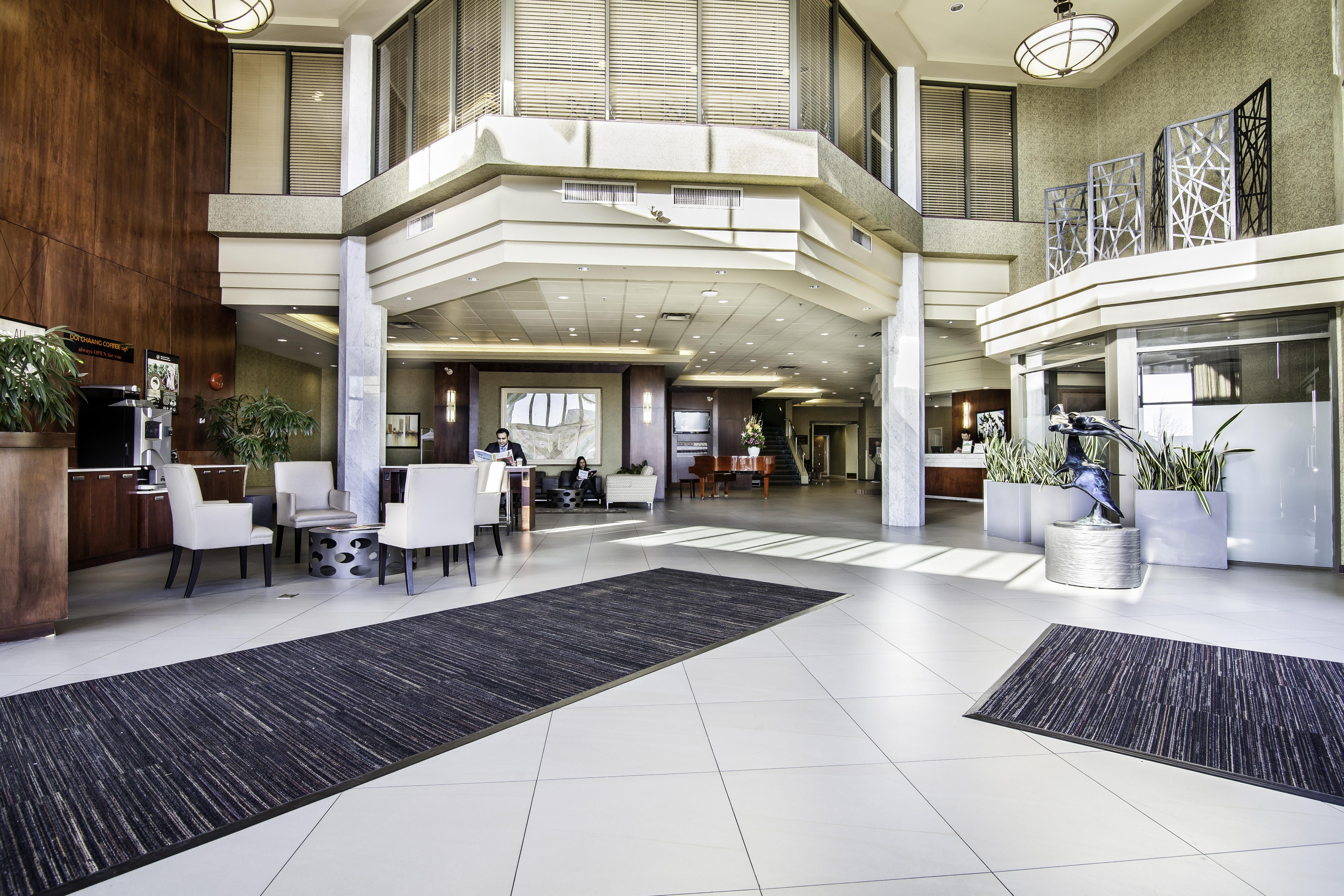 Executive Suites Hotel & Conference Center, Metro Vancouver Burnaby Zewnętrze zdjęcie