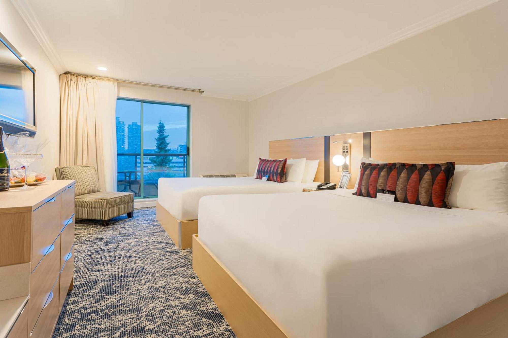 Executive Suites Hotel & Conference Center, Metro Vancouver Burnaby Zewnętrze zdjęcie