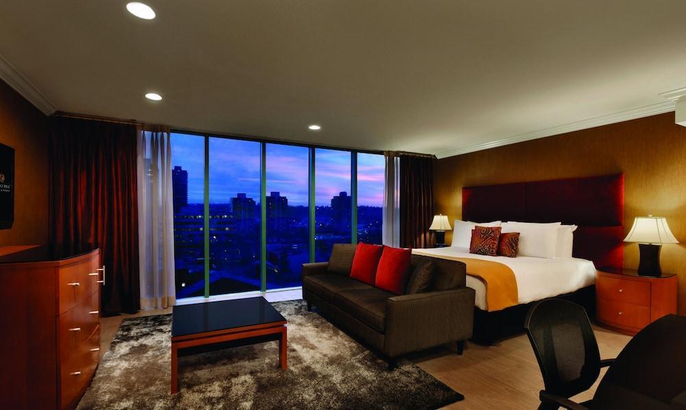 Executive Suites Hotel & Conference Center, Metro Vancouver Burnaby Zewnętrze zdjęcie
